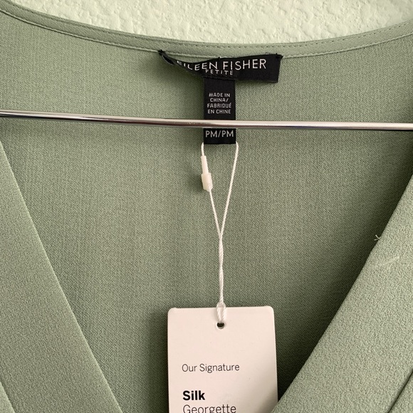 EILEEN FISHER petite medium / small Sea green Silk blouse short sleeve top NWT - Picture 4 of 8